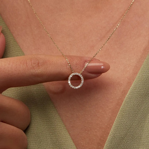 Collier pendentif cercle diamant or blanc, taille brillant ronde, design géométrique, pour femme, usage quotidien - Product Image 3