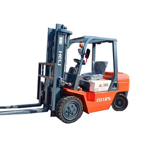 รถยกดีเซลจีนคุณภาพสูง 3.5 ตัน มือสอง พร้อมอุปกรณ์เสริมไฮดรอลิกย้ายดัมเบลล์  กระโดงยกสองตอน ยางตัน และเครื่องยนต์อีซูซุ - Product Image 1