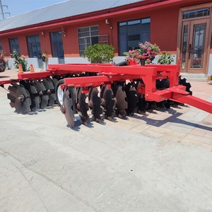 Arado de discos de 120 cm de ancho, rojo, herramienta agrícola para preparación del suelo, accesorio para tractor - Product Image 1