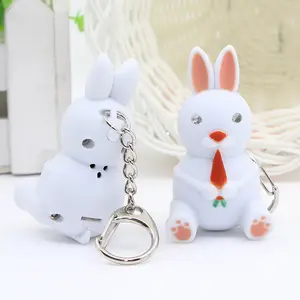 Porte-clés lapin blanc de dessin animé porte-clés lapin porte-clés lumière Led son porte-clés