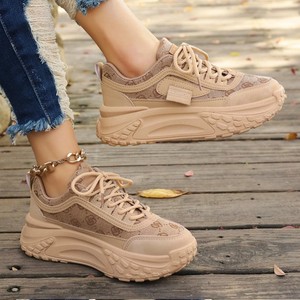 Baskets blanches polyvalentes pour femmes grandes tailles, style printemps, avec strass, broderies florales et lacets, pour le skate, vente en gros - Product Image 2