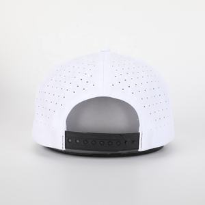 Hochwertige Großhandels-Baseballkappe mit 5 Panels aus Polyester, Besticktem Logo, Lasergeschnittenen Löchern, Wasserdicht, OEM <span class=keywords><strong>Golf</strong></span> Gorras - Product Image 5