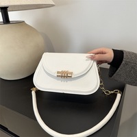 Sac à bandoulière coréen tendance pour femme, petit sac à chaîne sous le bras, couleur unie, prix abordable