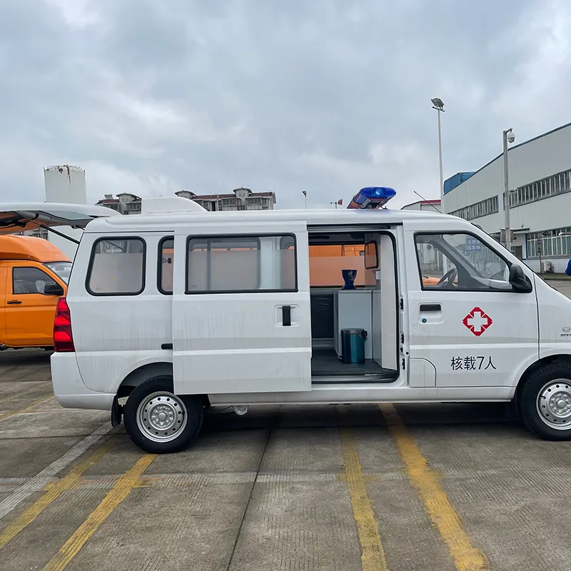 Alta qualidade personalizado emergência 7-seater Wuling Rongguang ambulância pressão negativa estendida