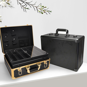 <span class=keywords><strong>Maletín</strong></span> <span class=keywords><strong>Profesional</strong></span> <span class=keywords><strong>de</strong></span> Barbería Caja <span class=keywords><strong>de</strong></span> Herramientas Multifunción <span class=keywords><strong>de</strong></span> Aluminio Rígido con Cerradura <span class=keywords><strong>de</strong></span> Llave para Viaje - Product Image 5