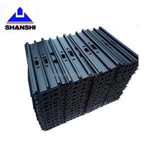 500 600 700 PC120 PC130 PC150 PC180 <span class=keywords><strong>Triple</strong></span> <span class=keywords><strong>Grouser</strong></span> ติดตามแผ่นรองเท้าแผ่นเหล็กกว้าง PC200มม. PC210มม. PC220มม. สำหรับโคมัตสุ - Product Image 3