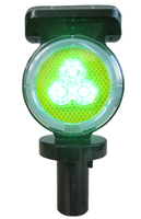 Feu de signalisation routière solaire