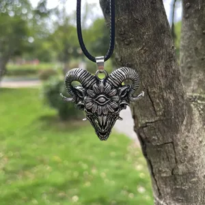 Collier pendentif tête de chèvre viking, crâne d'animal, punk, en acier inoxydable, avec chaîne en bambou - Product Image 3