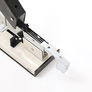Sparen Hoge Capaciteit Jumbo Boek Nietmachine Machine 210 Vellen Zware Handmatige Nietmachine Voor Kantoor Desktop Nietmachines - Product Image 5