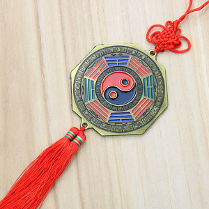 Miroir Bagua Chinois en Métal Yin Yang, Motif Décoratif Vertical, Porte-Bonheur et Prière de Fortune avec Nœud, Vente en Gros (1 pièce) - Product Image 3