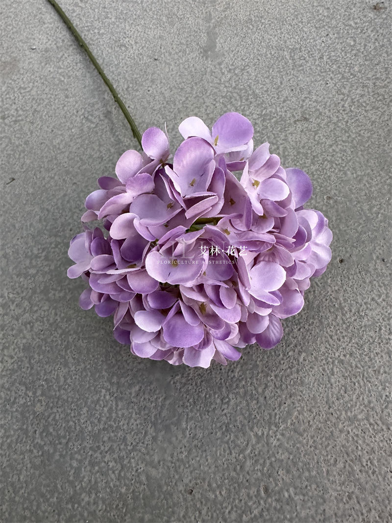 126ชิ้นไฮเดรนเยียสีม่วงอ่อนขนาดเล็ก