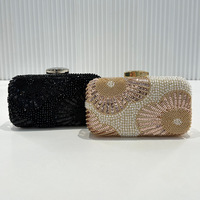 Nouvelle arrivée sequin fleur soirée pochettes pour femmes 2024 élégant carré rétro Vintage perlé conception dames sac à main
