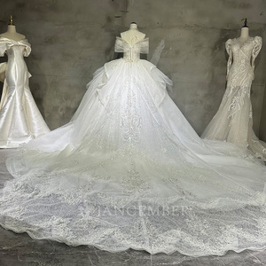 Nouvelle Robe de Mariée de Luxe Wx105 Princesse de Dubaï avec Paillettes, Perles et Cristaux, Traîne Chapelle, Coupe Princesse - Product Image 6
