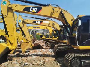 Excavadora CAT 323DL de segunda mano disponible a bajo precio, calidad garantizada. Suficiente stock disponible. - Product Image 5