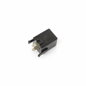 ไฟเลี้ยว Accent H100 รุ่น 9555039000 สำหรับระบบไฟรถจักรยานยนต์ - Product Image 2