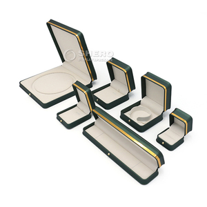 Coffret à bijoux en cuir PU premium, logo personnalisé, finition mate, avec doublure en velours blanc pour un packaging de luxe - Product Image 2