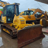 Bulldozer sur chenilles Komatsu D31 d'occasion 2017, 2500 heures, 78 CV, fabriqué au Japon, petit bulldozer avec lame PAT à vendre