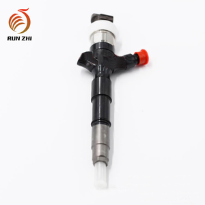 С соплом DLLA155P1025 для 1KD-FTV 2KD-FTV дизельный топливный инжектор 23670-30220 или инжектор дизельный 23670-30220 - Product Image 2