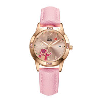 Montre pour enfants en forme d'ours fraise de dessin animé, alliage 30 mm, mignonne, étanche, quartz, bracelet en cuir, luminescente, pour filles, élèves du primaire