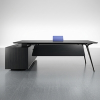 Bureau de direction modulaire en forme de L, sur mesure, de luxe moderne, avec bords biseautés, pour PDG et cadres supérieurs dans un immeuble de bureaux
