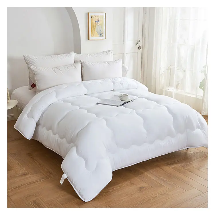 Meilleur vendeur de haute qualité personnalisée disponible 100% Nature Comforter Quilt