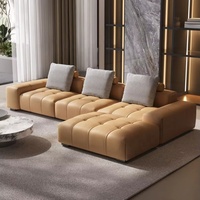 Modernes Wohnzimmer-Sofa mit Breiter Sitzfläche und Tiefem Lederbezug für Hotel und Büro