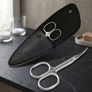Tijeras Curvas para Cutículas de Acero Inoxidable con Estuche de Cuero Negro, Herramienta Portátil para el Cuidado de las Uñas, para Eliminar Piel Muerta con Precisión - Product Image 4