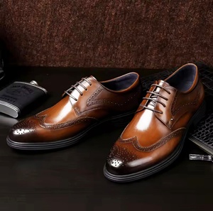 Zapatos Formales de Cuero Genuino para Hombre, Zapatos de Vestir Impermeables con Punta Cerrada y Sin Cordones para Oficina y Carrera Profesional - Product Image 1