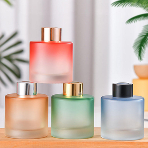 Diffuseur de parfum d'ambiance de luxe 100ml 120ml à bâtonnets, répulsif anti-moustiques, en bouteille de verre pour la décoration intérieure - Product Image 2