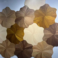 Parquet multicouche en bois massif de bouleau noir avec motif feuille de lotus, idéal pour la chaleur au sol des chambres