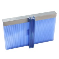 Plaque en polycarbonate gaufrée PC, haute transparence, imperméable, avec verrouillage en U, couleur et épaisseur personnalisables, pour panneaux solaires