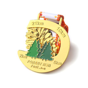 Gold Silber 3D Personalisierte Maßgefertigte Weihnachtsmann Weihnachtsbaum Neujahr Schneeflocke Medaillen Wald 21K 10K Marathon Laufmedaille - Product Image 2