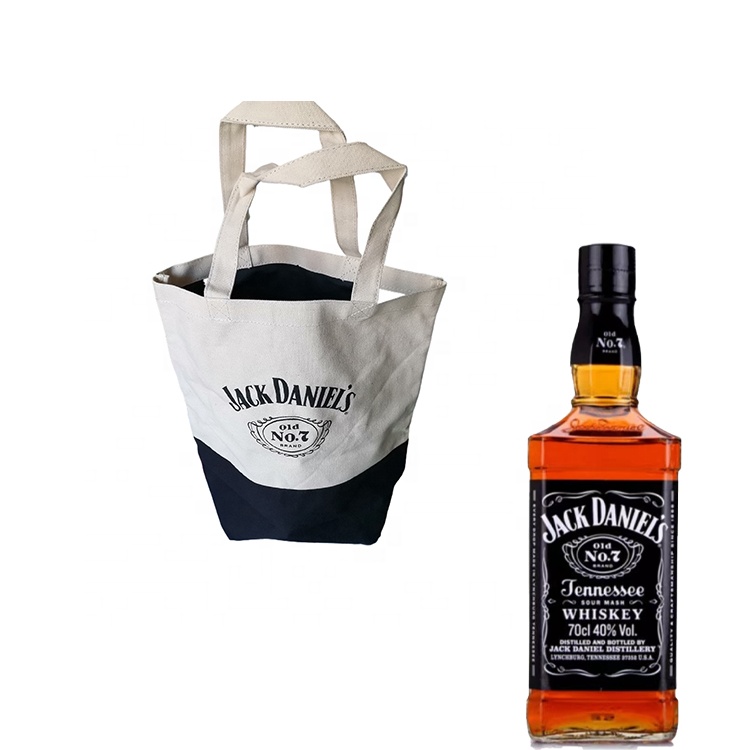 【Y2K】Jack Daniel's archive shoulder bag Jack Daniels - Messenger Bag | Jack Daniel's | BadBoy.NL