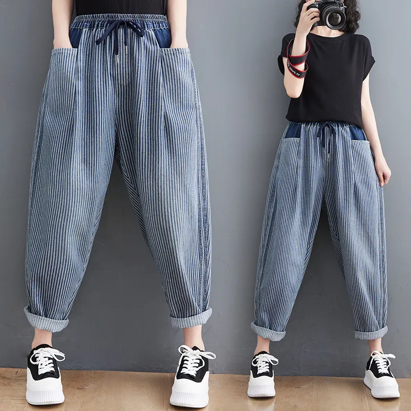 Vente en gros 2023 jeans à rayures verticales femmes été ample grande taille élastique cordon Capris décontracté maigre Harlan jean