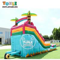 Toboggan aquatique gonflable de 16 pieds de haut avec piscine à jets d'eau à vendre