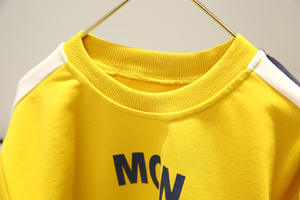 Conjuntos de Moda para Niños en Color Amarillo, Trajes Formales para Niños que Incluyen Camiseta Elegante y Pantalones con Rayas - Product Image 3