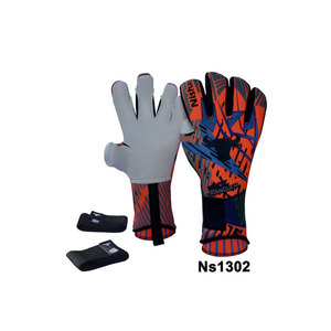 Cantidad a granel Material de PU Guantes de Portero profesional Cierre de gancho y lazo antideslizante Personalizable Gran oferta Ropa de entrenamiento - Product Image 2