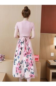 夏の女性の2個セットファッションピンク綿ちょう結びショートtシャツ + メッシュ花柄ビッグスイングスカートスーツ - Product Image 5