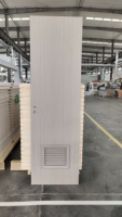 Porte moderne étanche à l'humidité en composite WPC avec surface finie pour salle de bain