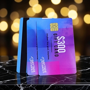 Cartes cadeaux professionnelles intelligentes à puce magnétique en PVC, personnalisées, imprimées à l'écran, laminées avec film offset - Product Image 1