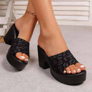 Nuevas Sandalias Europeas Americanas de Tacón Alto con Punta Abierta, Talla Grande 43, Estampado de Leopardo, Tacón Grueso de Verano, Elegantes, de Moda para Exteriores, de PU - Product Image 3