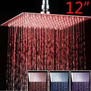 Pommeau de <span class=keywords><strong>douche</strong></span> LED carré de luxe en acier inoxydable de 12 pouces avec jet pluie et lumière changeante de couleur à détection de température - Product Image 2