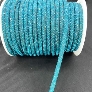 Cordoncino di Lusso con Cristalli e Strass per Felpe, Corda Tubolare con Strass S589, Nuovo Arrivo, Motivo con Strass da 6mm da Incollare - Product Image 3