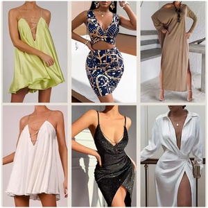 โรงงานขายส่งเสื้อผ้าสต็อกราคาถูกที่สุด, ชุดเดรสมือสอง, เสื้อท่อนบน, เสื้อยืดแฟชั่น, กางเกงขายส่งโดยตรง - Product Image 4