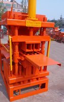 Machine automatique SHENGYA pour la fabrication de briques en terre cuite emboîtables – Moteur de pompe à haute efficacité pour blocs de terre à pression hydraulique