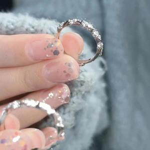 Advanced Sense Simple Luxury Fashion Rings Mujer Ins con Love River Design Estilo clásico Acero inoxidable con chapado en oro - Product Image 4