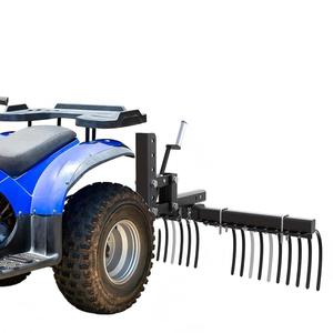 Râteau paysager universel réglable de 60 pouces pour VTT, herse de traînée avec 22 dents en acier à ressort pour tracteur et pelouse - Product Image 4