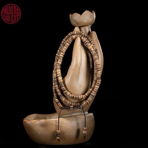 Collar de Agarwood Natural de Malasia con Cuentas de Botón, Grado Casi Sumergible, Joyería Aromática Hecha a Mano - Product Image 1