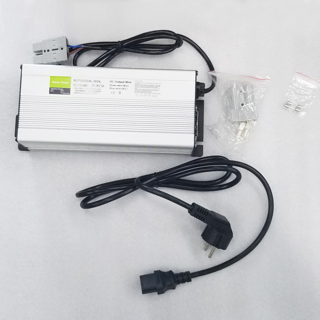24S 5A EV Smart Battery Charger Li-ion LiFePO4 Battery Charger 72v Battery Charger for Electric Ebike Scooter Car
