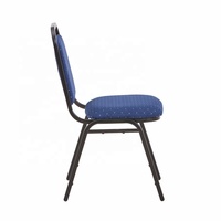 Chaises d'église empilables durables pour salles de banquet et événements, idéales pour salon, hôpital, atelier ou parc